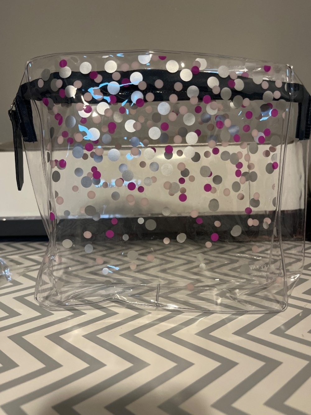 Cosmetic bag - Picture 2 of 2